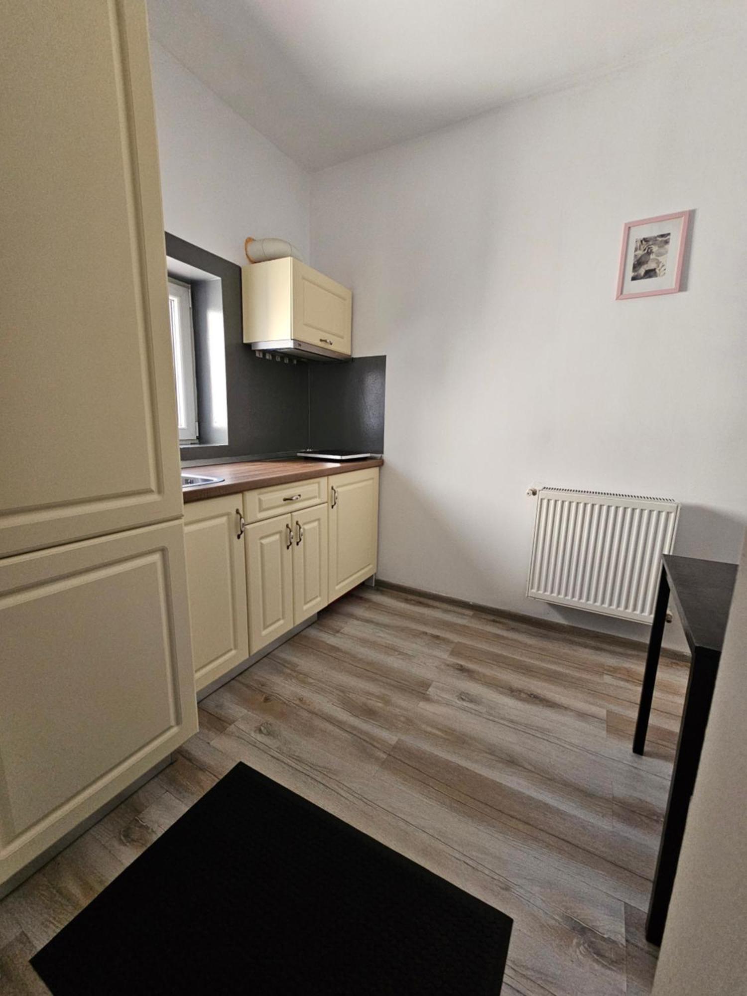 Color Apartments Old Town Center Букурещ Екстериор снимка