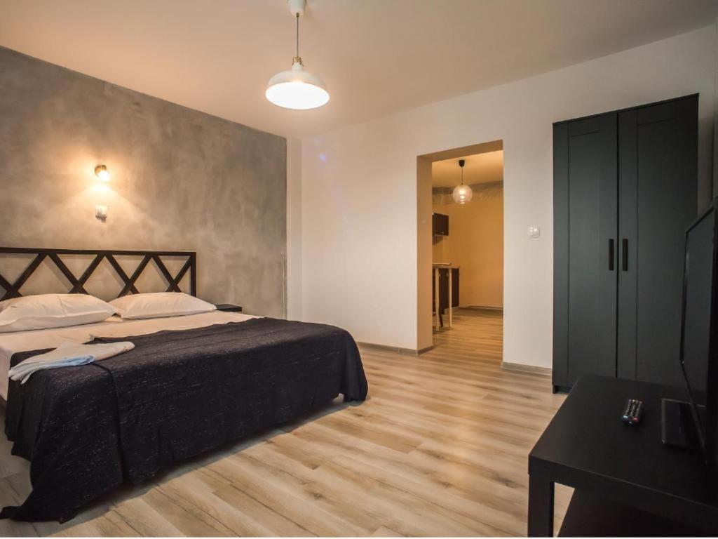 Color Apartments Old Town Center Букурещ Екстериор снимка