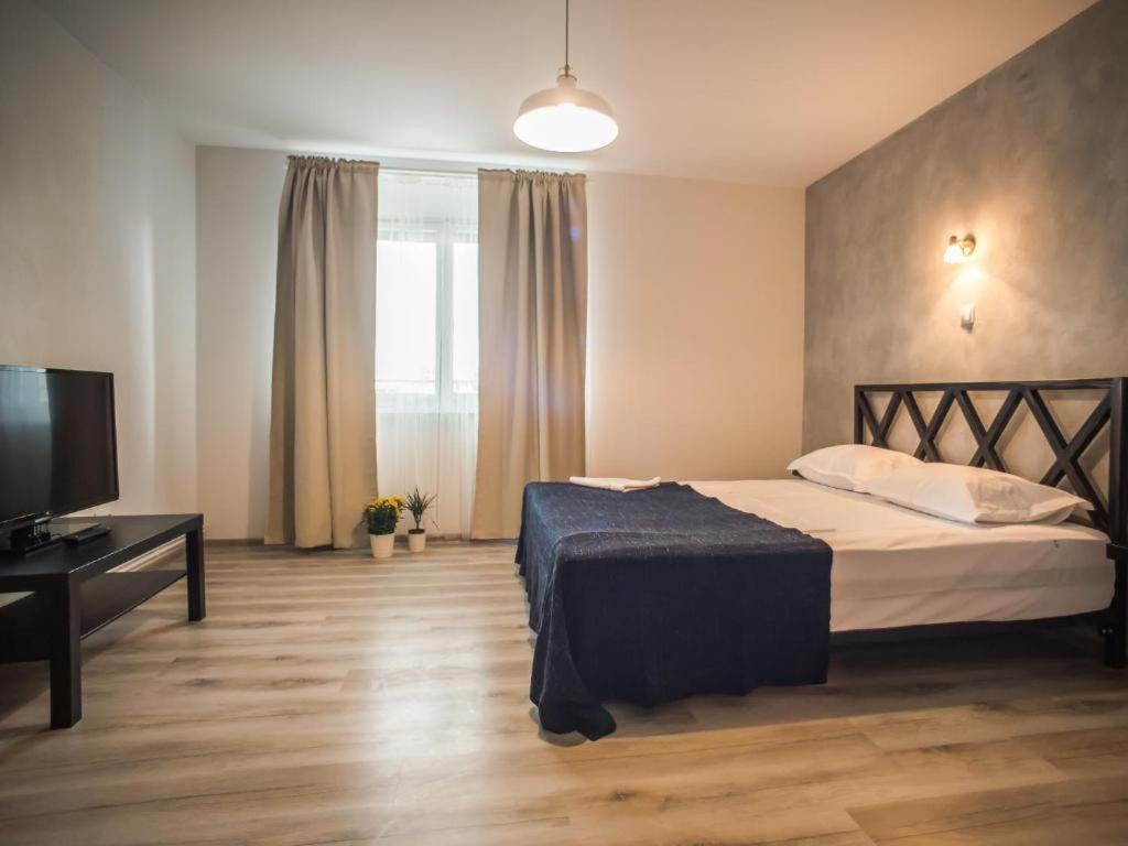 Color Apartments Old Town Center Букурещ Екстериор снимка
