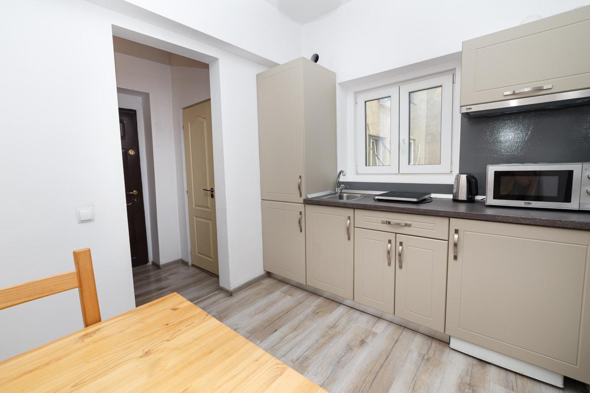 Color Apartments Old Town Center Букурещ Екстериор снимка