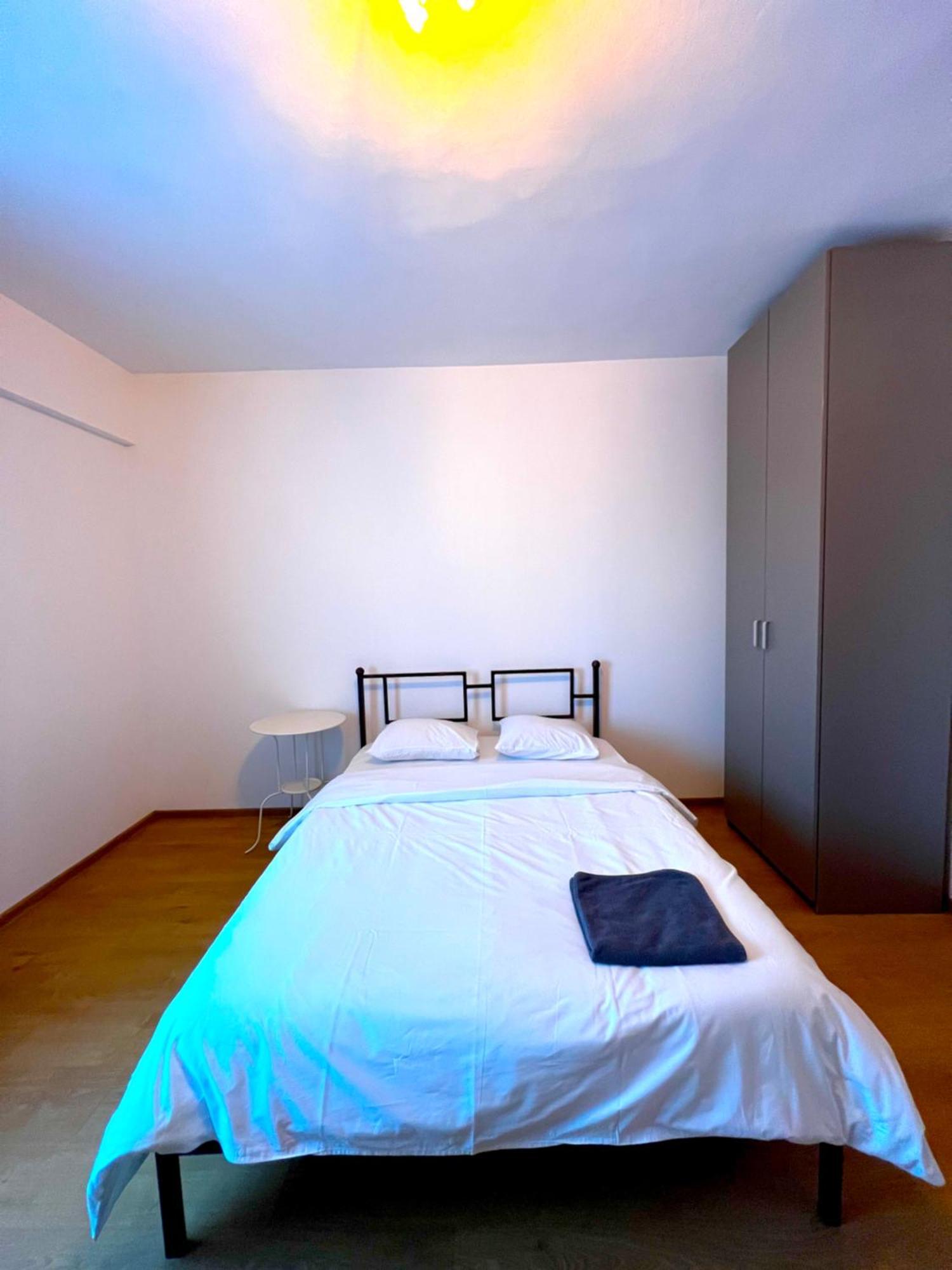 Color Apartments Old Town Center Букурещ Екстериор снимка