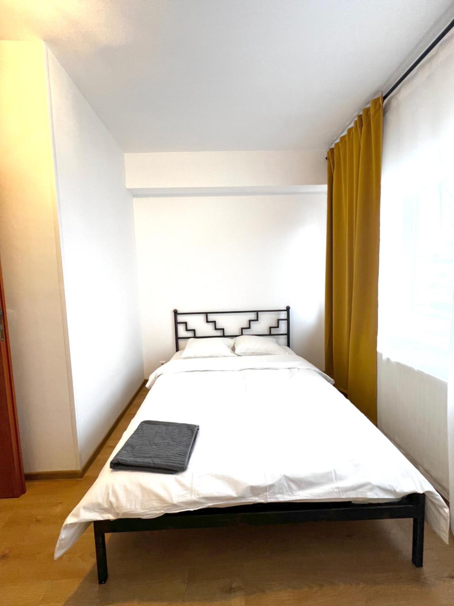 Color Apartments Old Town Center Букурещ Екстериор снимка