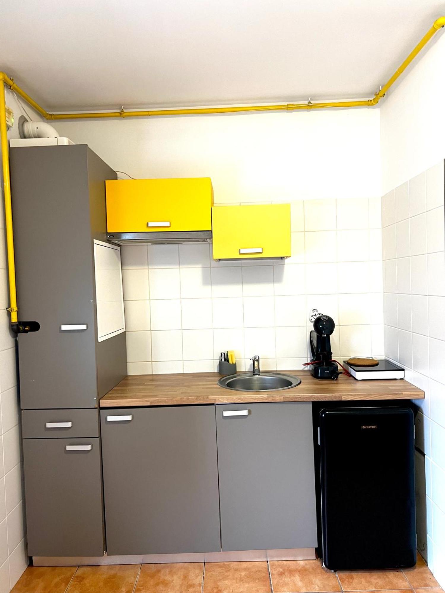 Color Apartments Old Town Center Букурещ Екстериор снимка